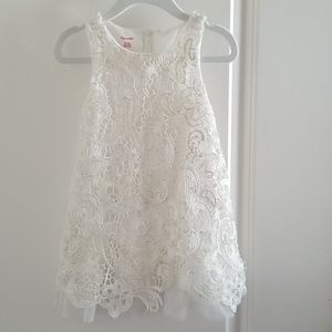 Off white, lace sleevless dress